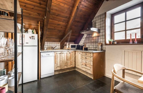 Unha Apartment | Era Salana by SeaMount Rentals