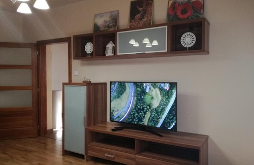 Sarospatak Apartment | Erdei Szalonka Apartman