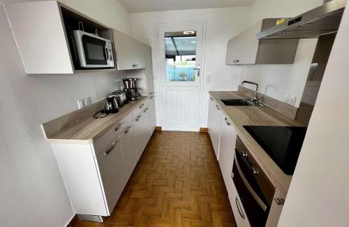 Erdeven Villa | Erdeven - Villa 4 pièces - 114 m² - 8 pers - À 500 m de la plage - FR-1-479-215