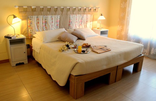 Cuneo Bed & Breakfast | Eremes Rooms & Apartments