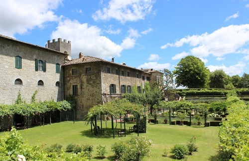 Badia Coltibuono Apartment | Eremo Magnolia In Gaiole in Chianti, Tuscany