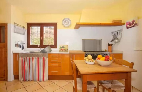 Valldemossa Ski Chalet | Eremus - House In Valldemossa. Free Wifi