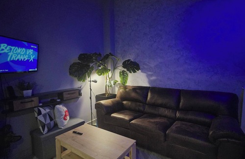 Tbilisi Apartment | ERIC Room Service Tbilisi | Jacuzzi spa room