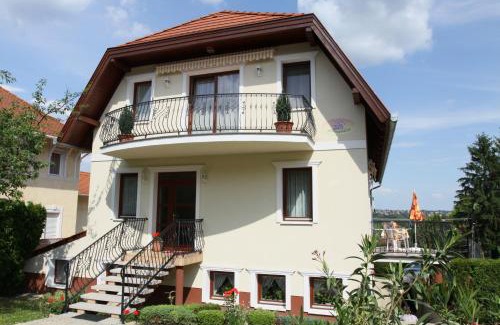 Heviz Apartment | Erika Apartmanházak