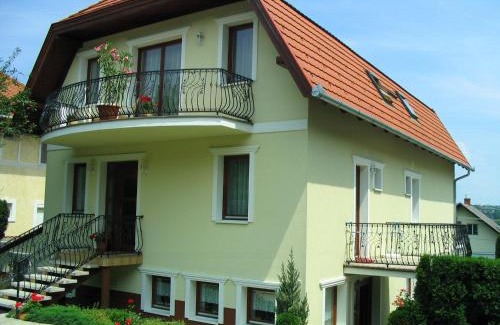 Heviz Apartment | Erika Apartmanházak