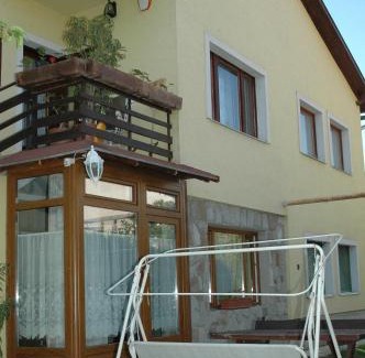 Szentendrei House | Erika Vendégház