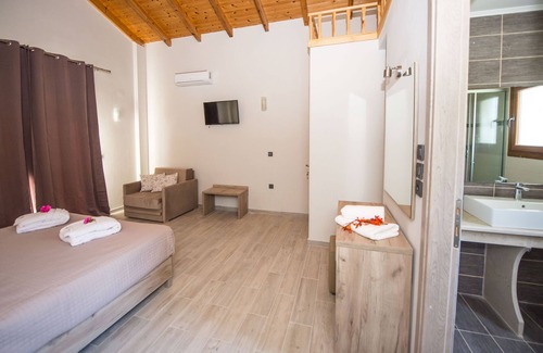 Erikousa Island House | Erikousa Palace Double Suite 18
