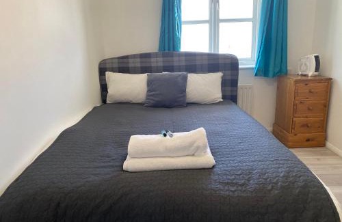 North End House | Erith Stay