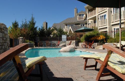 Mont-Tremblant Pedestrian Village Hotel | Ermitage du Lac