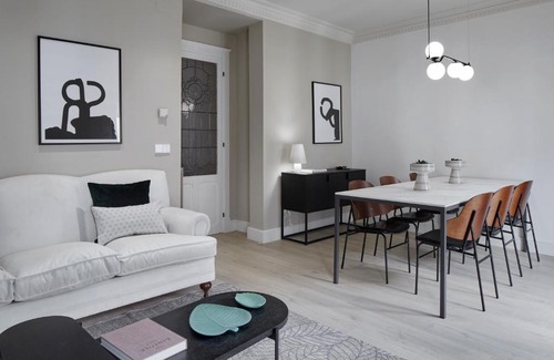 San Sebastian Centro Apartment | Erregetxe by FeelFree Rentals