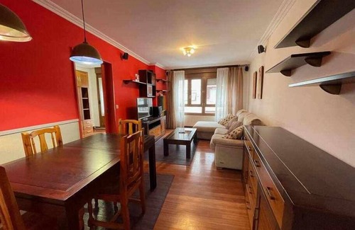 Bermeo Apartment | Erribera Etxea - Amplio Piso con Parking