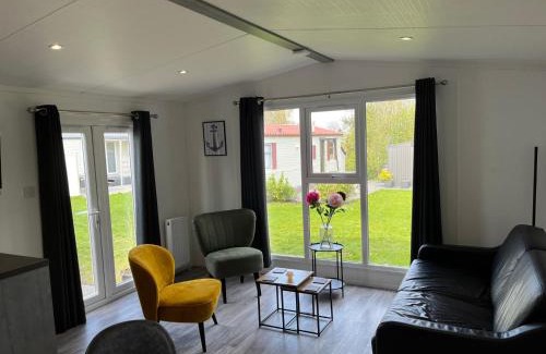 Koudum Ski Chalet | Ervaar 'Fryske Weelde' op vijf sterren vakantiepark de Kuilart