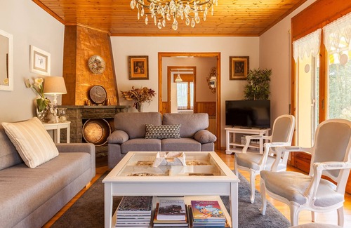 Capellades House | Holiday Home Finca La Pedrera Barcelona with Pool, Wi-Fi, Terrace & Garden