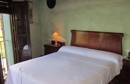 Sant Sadurni de l'Heura Cottage | Self catering Can Met Viu for 6 people