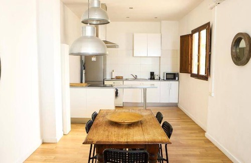 El Cabanyal Apartment | 205 m² Apartment ∙ 6 bedrooms ∙ 16 guests