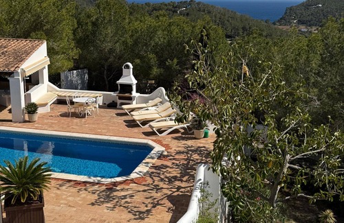 Santa Eulalia del Rio Villa | Tranquil Villa Escape - family sized hillside Villa with private swimming pool