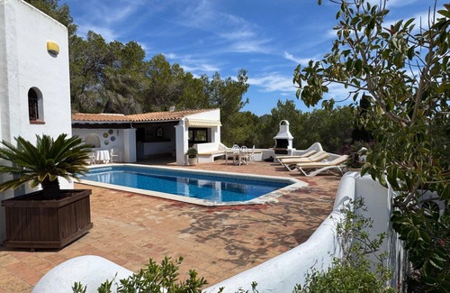 Santa Eulalia del Rio Villa | Tranquil Villa Escape - family sized hillside Villa with private swimming pool