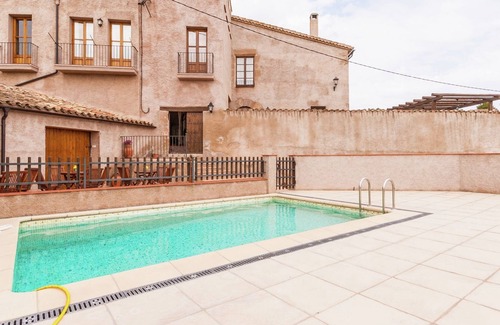 Maians Villa | Heritage Cottage in Maians with Swimming Pool