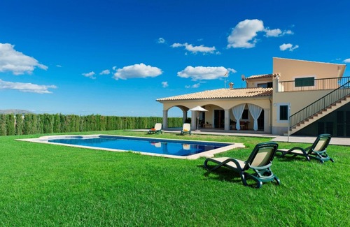 Sa Pobla Villa | ES MUSSOL - Villa with private pool in SA POBLA. Free WiFi