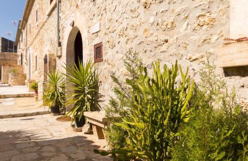 Campanet House | Es Pujols