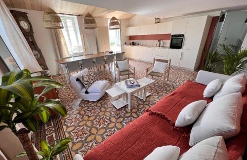 Ile-d'Aix House | Escale Aixoise, gîte de vacances, vue mer, 5 chambres