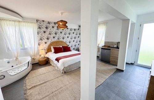 Queven Apartment | Escale Douceur avec Spa Privé Ambiance Bohème