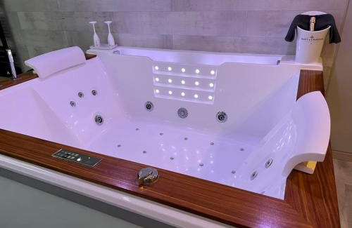 Saint-Gilles-de-Cretot Ski Chalet | Escapade et spa Insolite