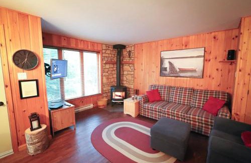 Saint-Philemon Apartment | Escapade parfaite - SPA Condo