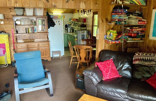 Minden Hills Cottage | Escape near City - 2 Detached Family Living Spaces