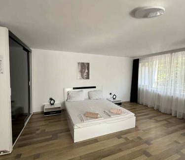 Shumen Hotel | Escape Shumen