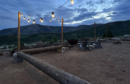 Huntsville House | Escape the city and enjoy mountain fires