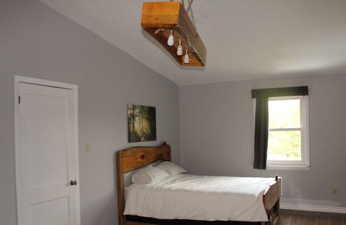 Bobcaygeon House | Escape the city | Beautiful lake view property