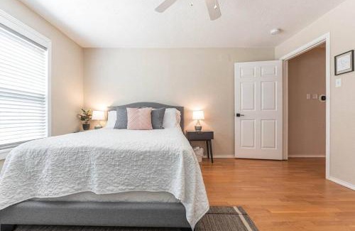 East Riverside House | Escape to a Restored 1920s East Waco Bungalow