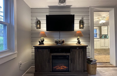 Wurtsboro Cabin | Escape to a Streamside Cabin in the Lower Catskills