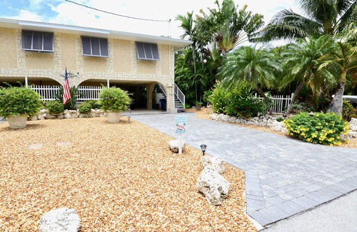 Marathon House | Escape to beautiful Duck Key. Inquire about special rates for April - November.
