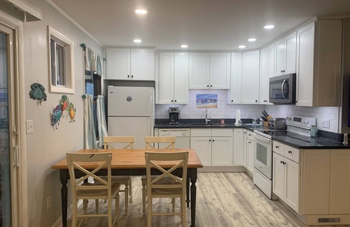 Chincoteague Condo | Escape to Chincoteague, just 7 mins from wildlife refuge