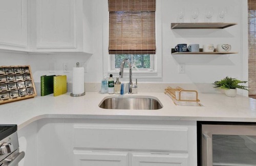 Grayton Beach Cabin | Escape to Heart of Grayton Beach in Cozy Cottage