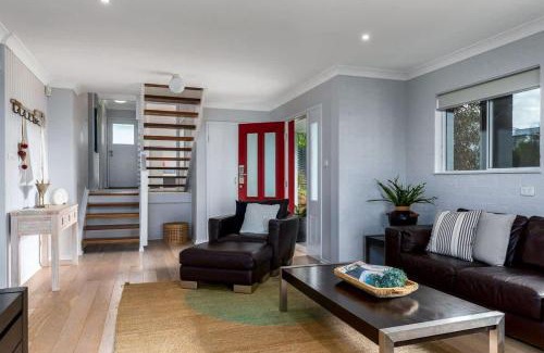 Hyams Beach House | Escape to Hyams Beach by Jervis Bay Rentals