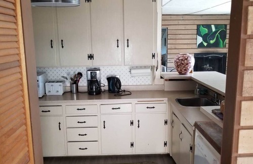 Northern Ontario Cabin | Escape to Island Paradise - Clearwater Bay, L.O.T.W.