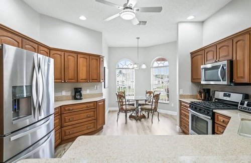 Lady Lake House | Escape to Luxury: Designer Pool Home in Valle Verde!