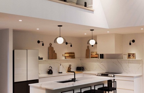 La Conception Cottage | Escape to Nature: Luxurious A-Frame with Gym & Spa