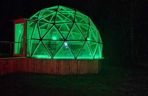 Zephyr House | Escape to Nature, Sleep Under The Stars
