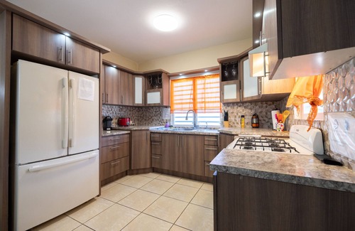 Arenales Altos House | "Escape to Paradise at Arenales Vacation House: Your Dream Vacation Getaway!"
