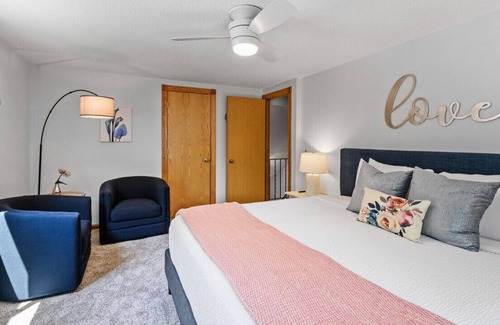Maple Grove House | Escape to Quiet Garden Retreat in Maple Grove - 5BR, Sauna, Fitness Room & More!