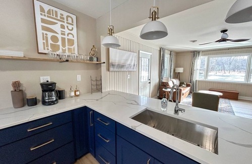Kankakee County House | Escape to The Riverfront Hideaway