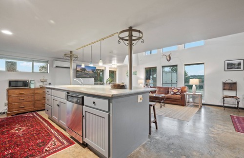 Pipe Creek House | Escape to your private sanctuary nestled atop a serene hill with amazing views.