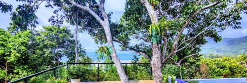 Chaloklum Villa | Escape Villa 2-Bedroom Luxury Retreat with Private Pool & Sea View
