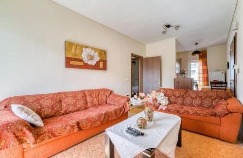 Ano Patisia Apartment | Escape with Style in this Chic 2BR Apartment!