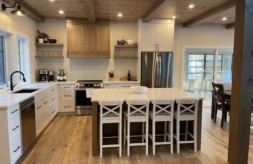 Red Rock Lake Cabin | Escape with the whole family to this new lakefront cottage on Red Rock Lake