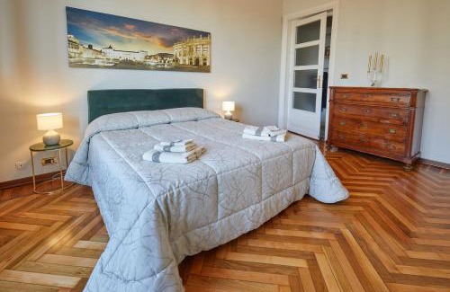 Vanchiglia Apartment | Esclusivo 100MQ Vista Mole